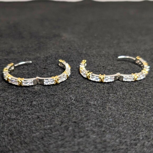 Elegant Silver Plated CZ X & O Stone Hoop Earrings NEW - Picture 6 of 7